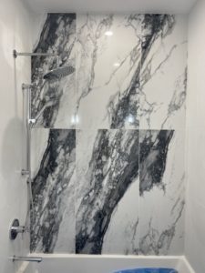 Kids tub and Bathroom