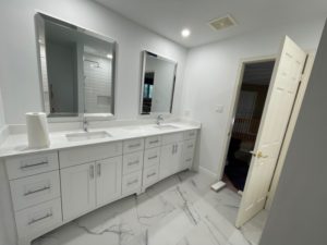 Guest room walk in shower